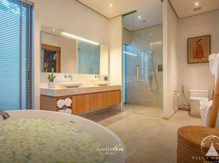 Luxurious Bathroom at Anchan Flora