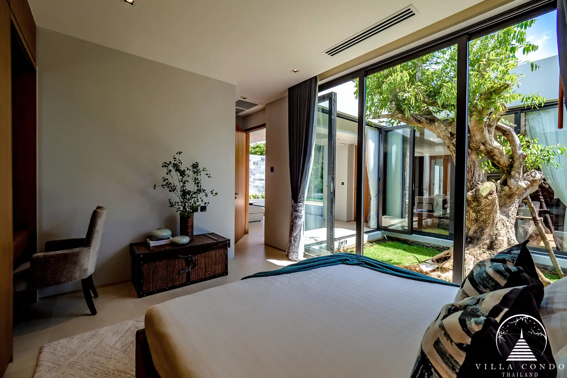 Tranquil Bedroom at Botanica Forestique