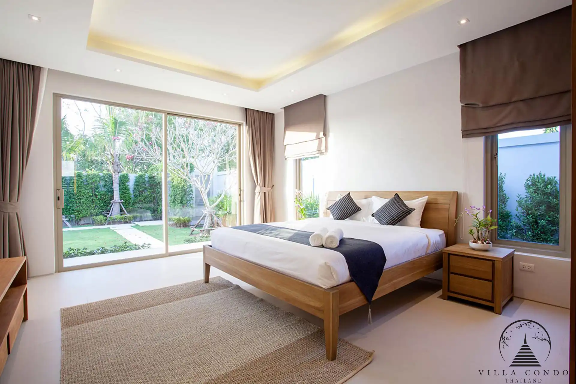 Tranquil Bedroom at Botanica Lakeside
