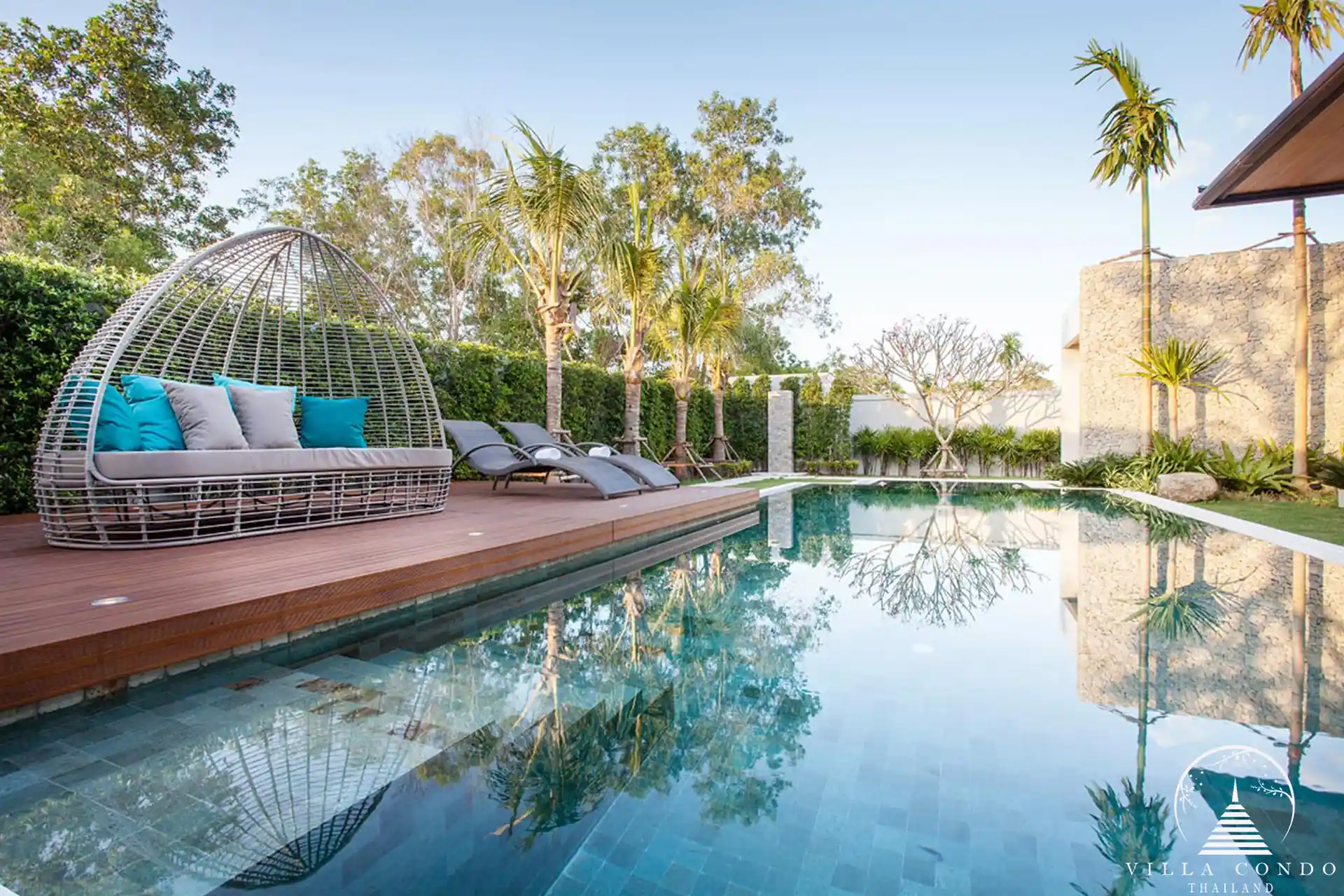 Tranquil Private Pool at Botanica Lakeside