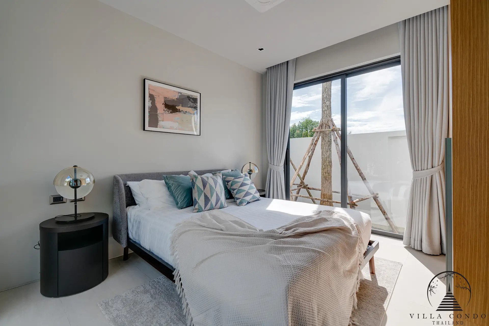 Tranquil Bedroom at Botanica Modern Loft II