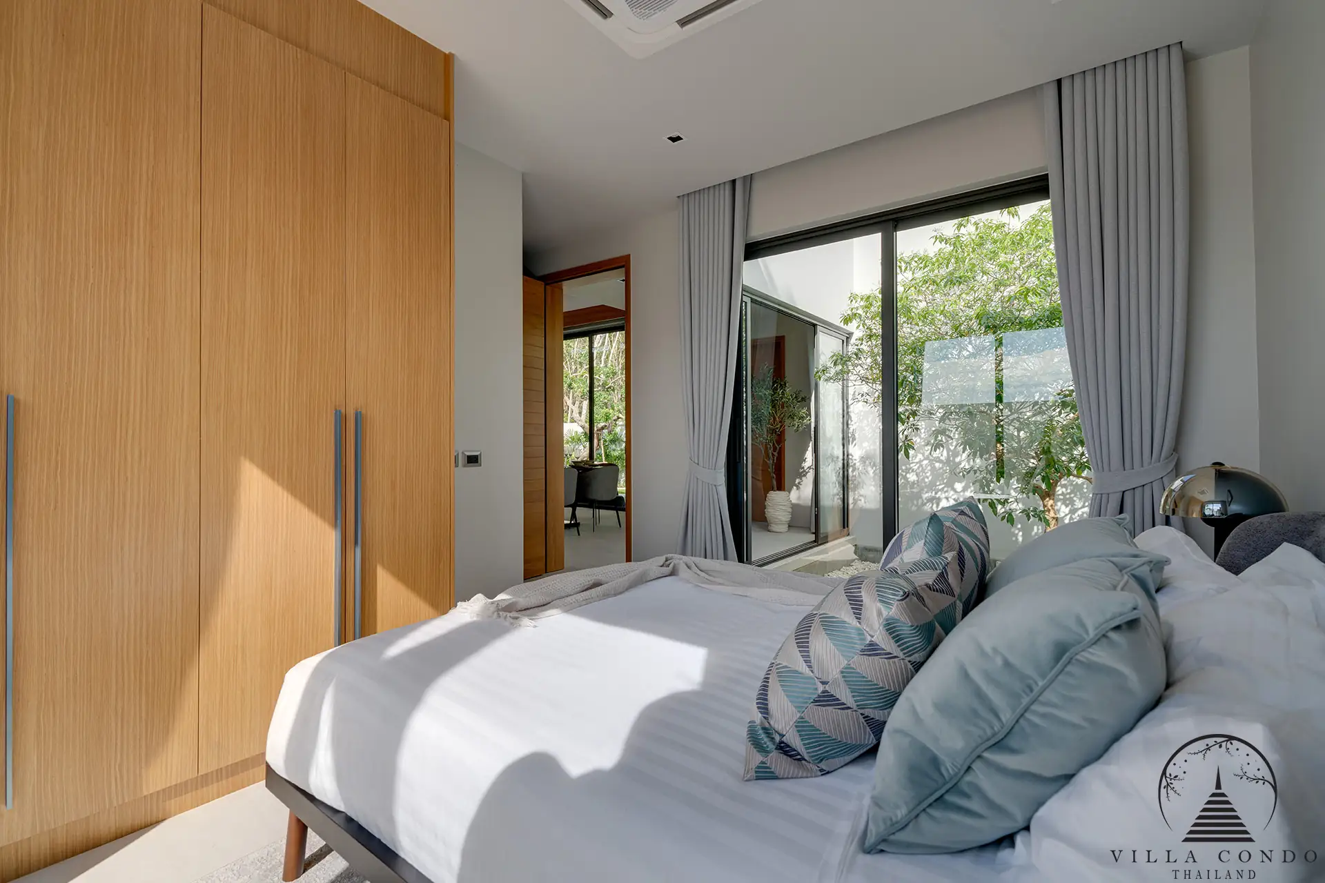 Tranquil Bedroom at Botanica Modern Loft II