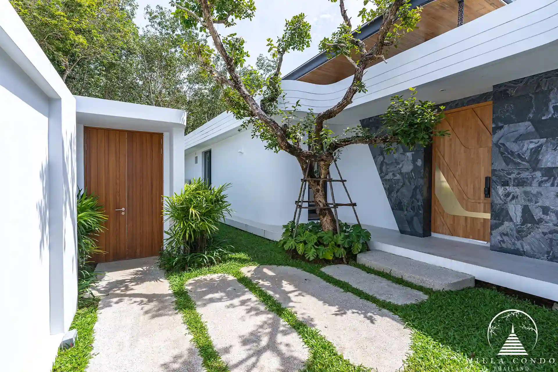 Stunning Exterior View of Botanica Ocean Valley