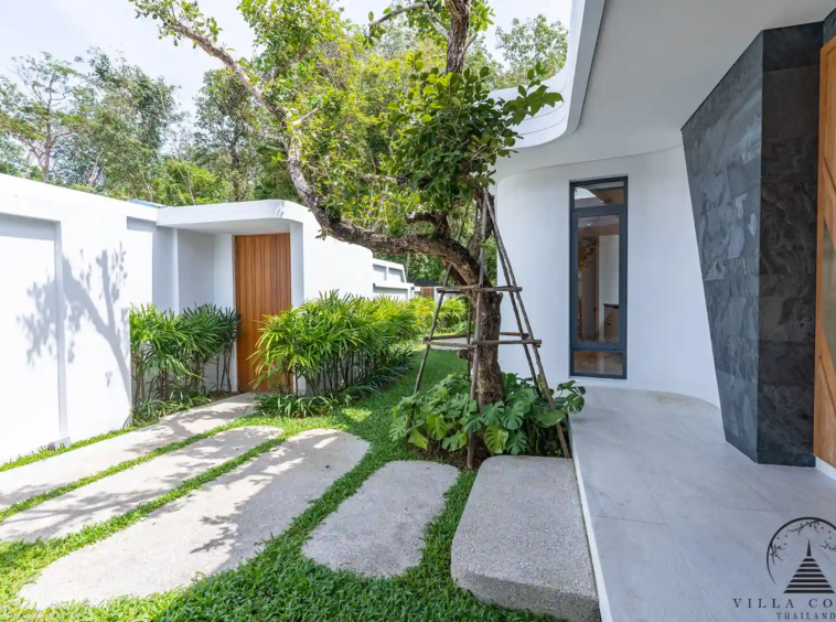 Stunning Exterior View of Botanica Ocean Valley