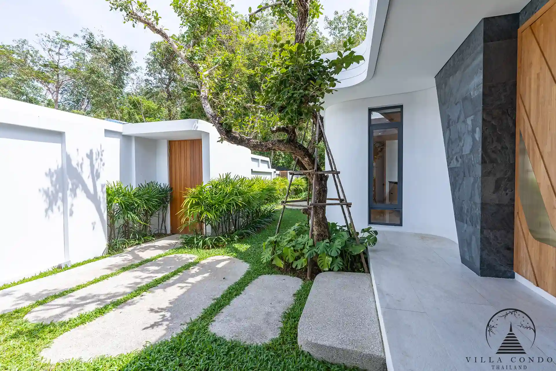 Stunning Exterior View of Botanica Ocean Valley