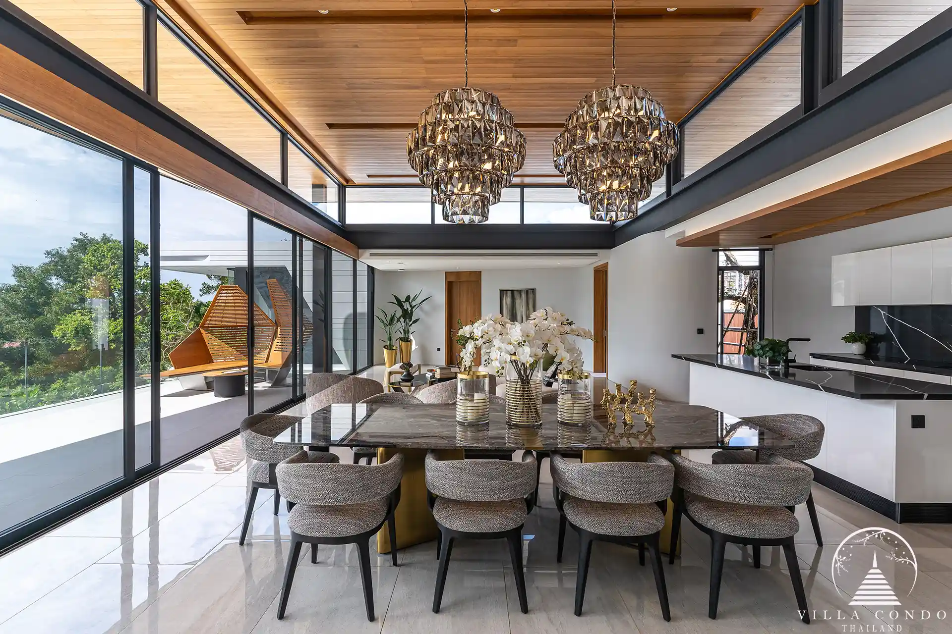 Elegant Dining Area at Botanica Ocean Valley