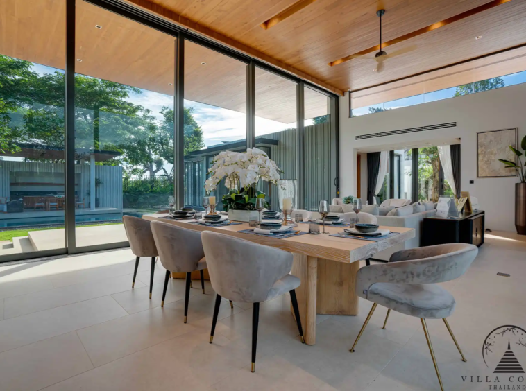 Elegant Dining Area at Botanica Grand Avenue