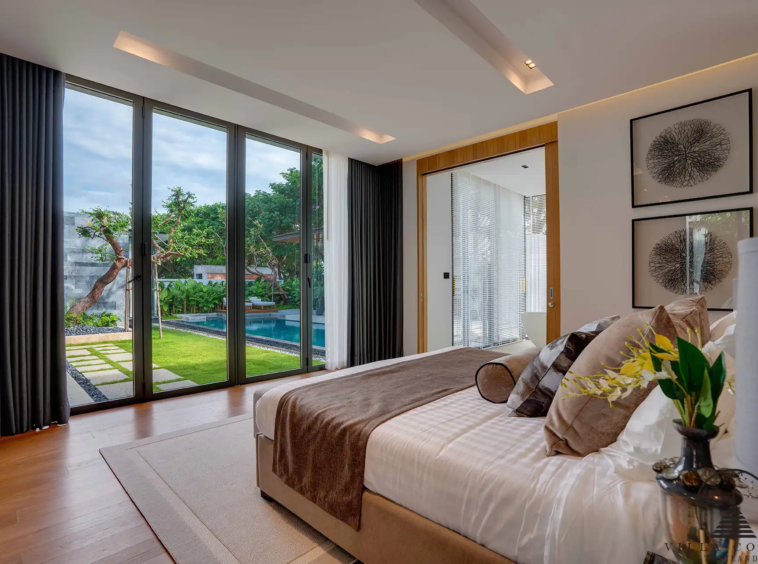 Tranquil Bedroom at Botanica Grand Avenue
