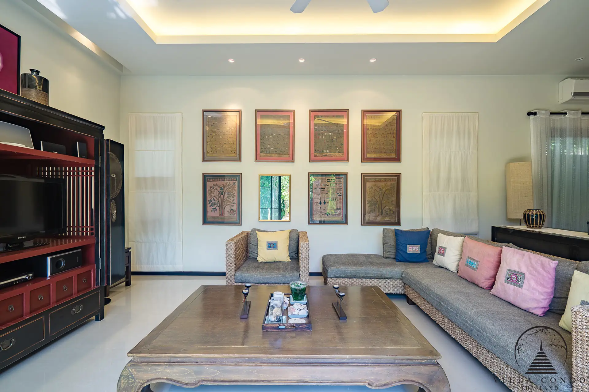 Thai Style 5-Bedroom Pool Villa near Nai harn Beach