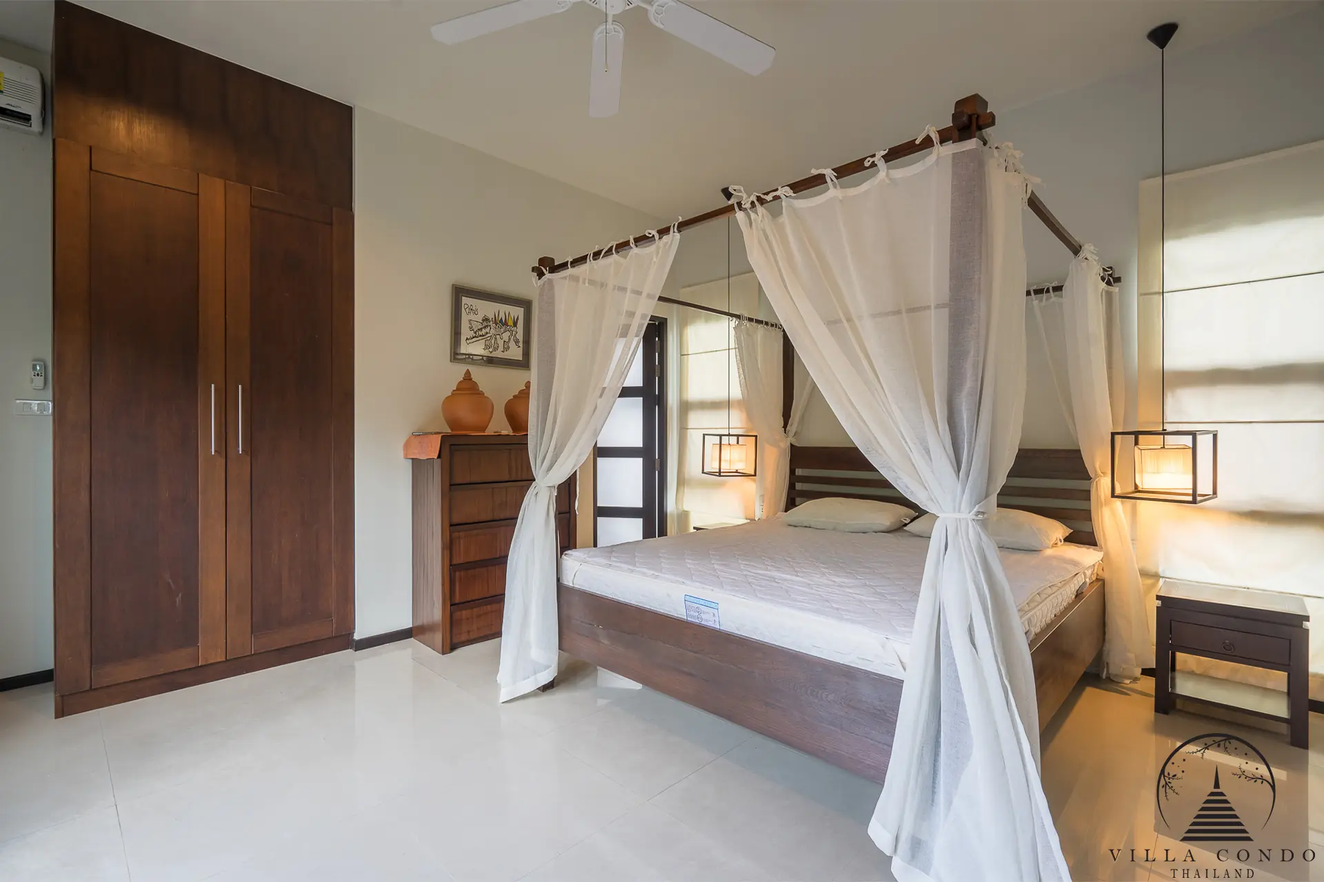 Thai Style 5-Bedroom Pool Villa near Nai harn Beach