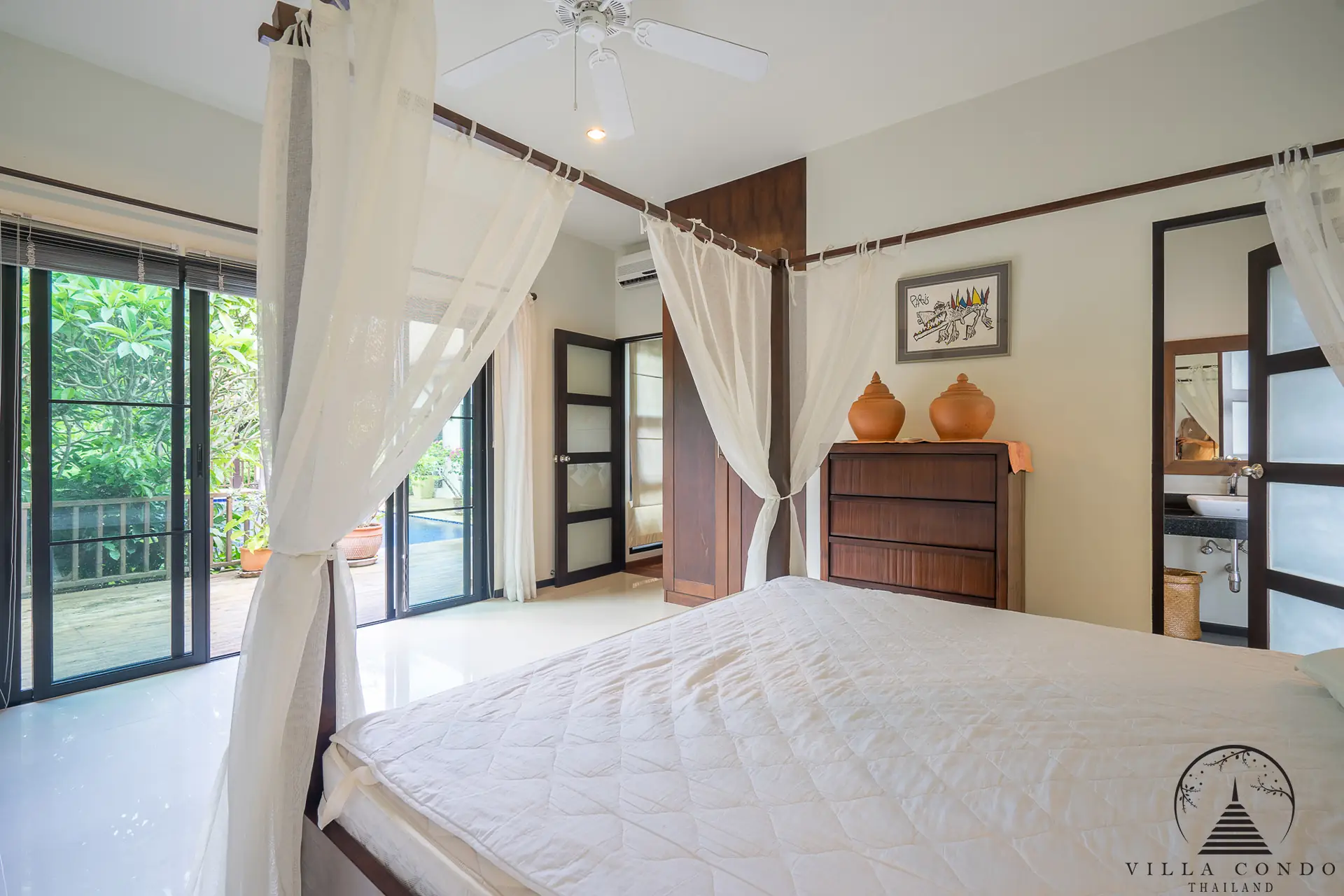 Thai Style 5-Bedroom Pool Villa near Nai harn Beach