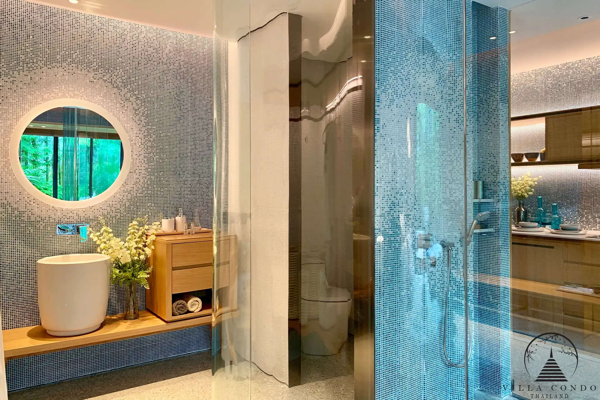 Luxurious Bathroom at ADM Platinum Bay