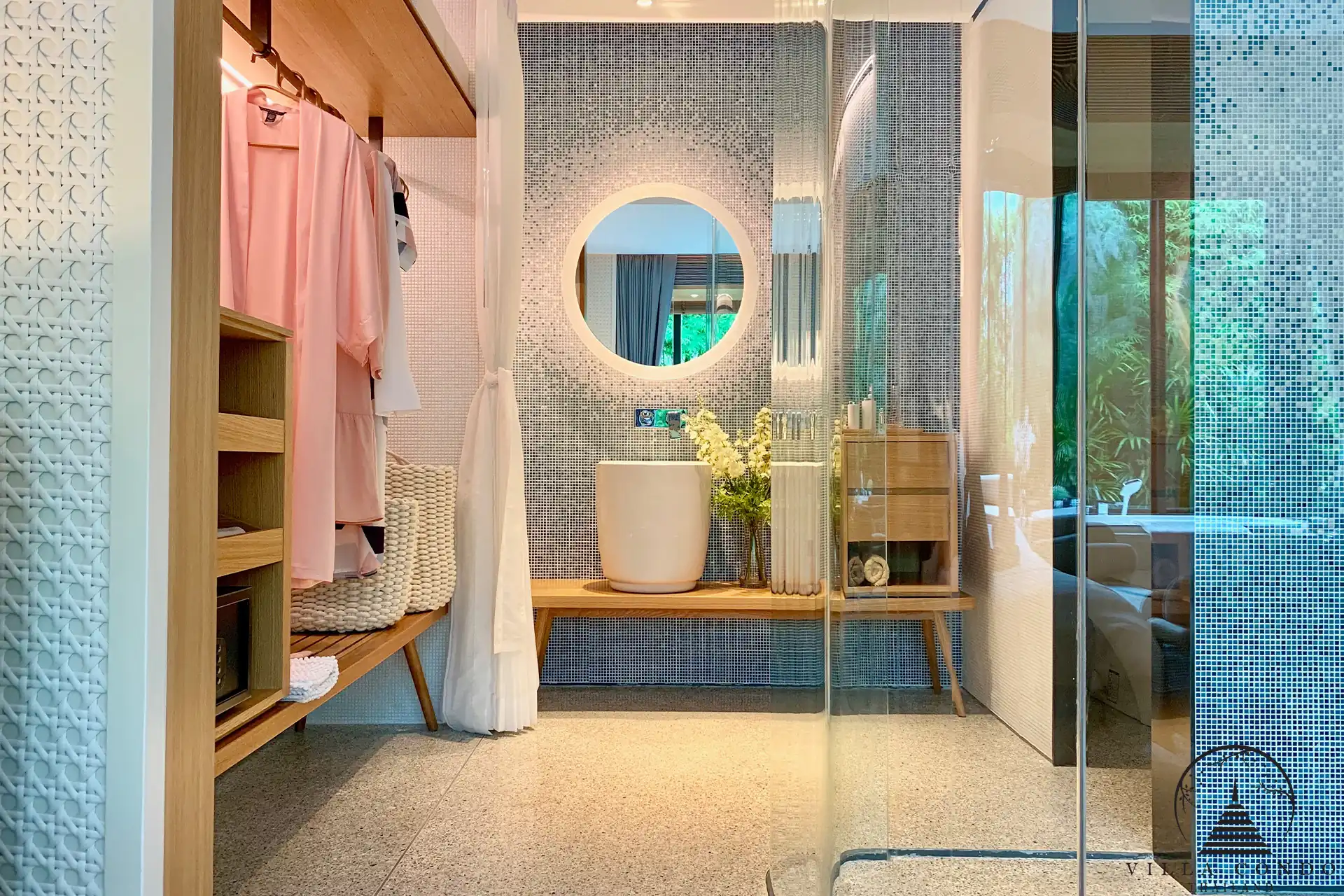 Luxurious Bathroom at ADM Platinum Bay