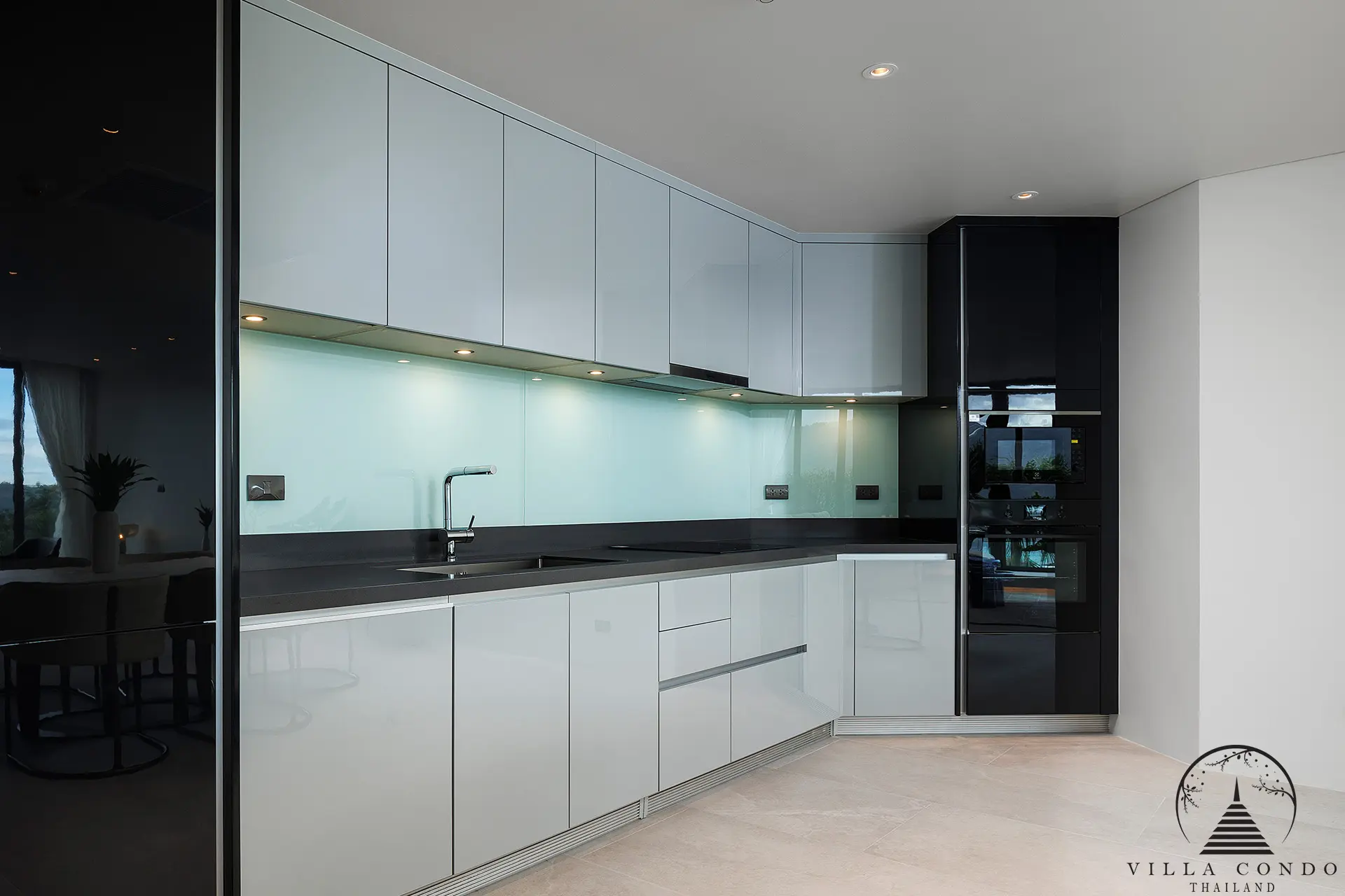 Modern Kitchen Design at Bluepoint Condo