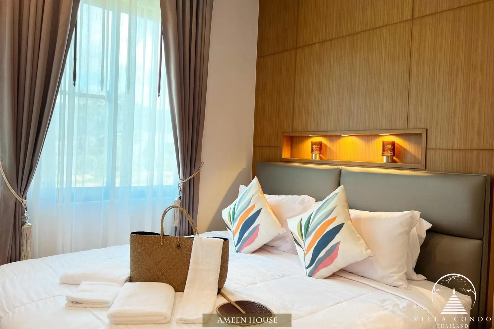 Ameen House Bedroom Bedroom with elegant furnishings in Ameen House