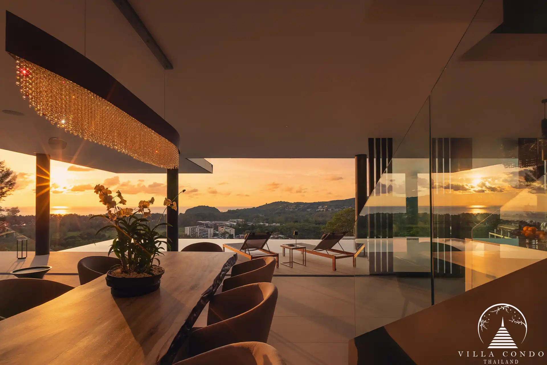 Outdoor entertainment area at ISOLA II villa