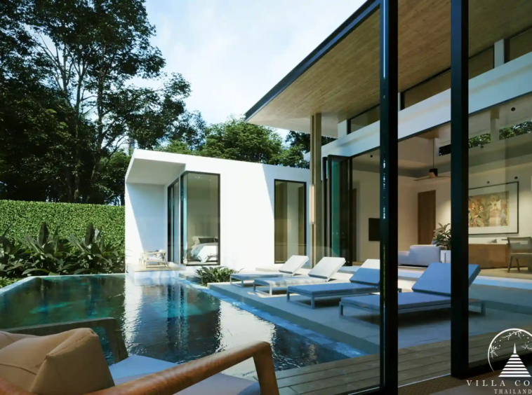 Monetaria Villas private swimming pool