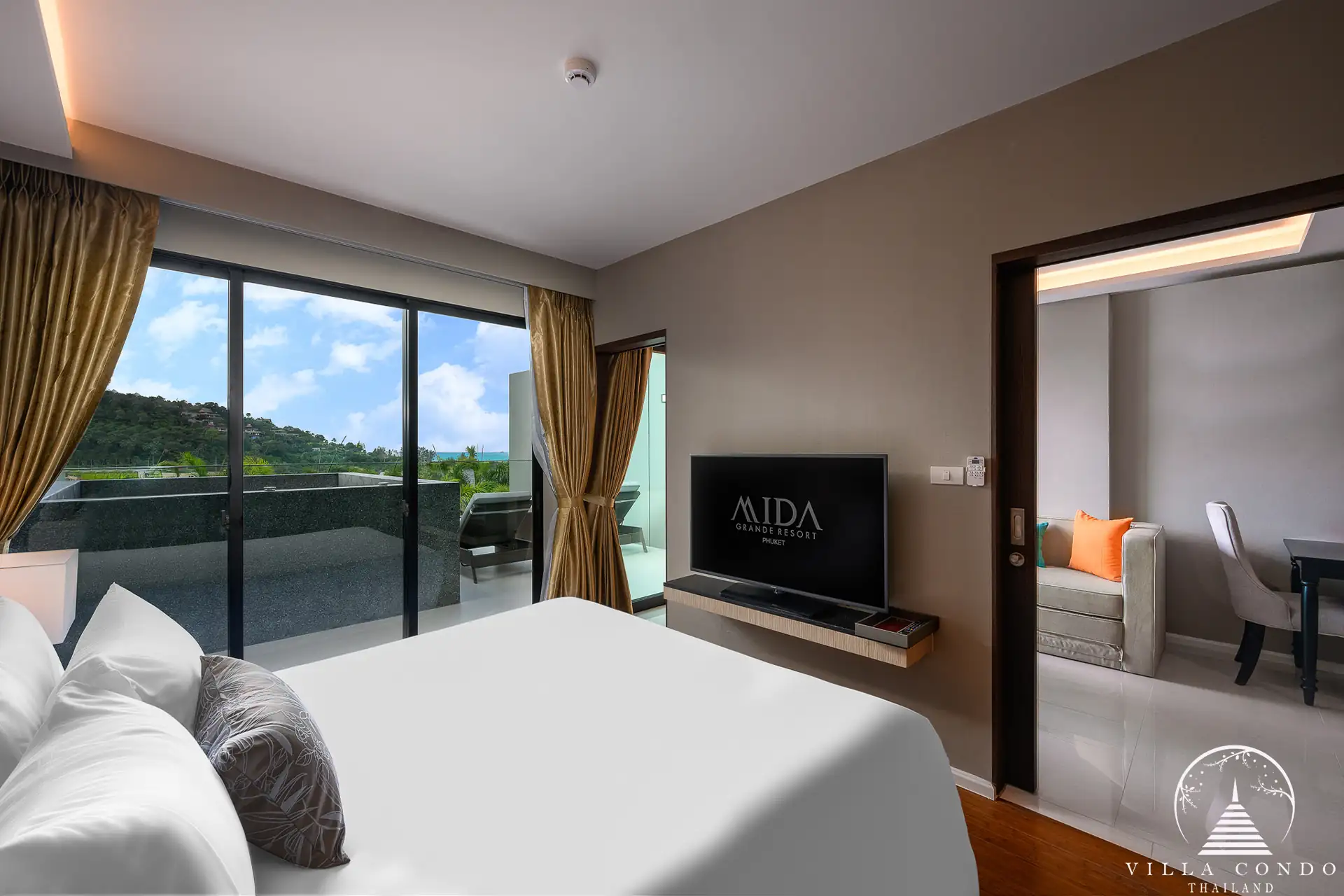 Spacious bedroom with sea views at Panora Sea View Condominium.