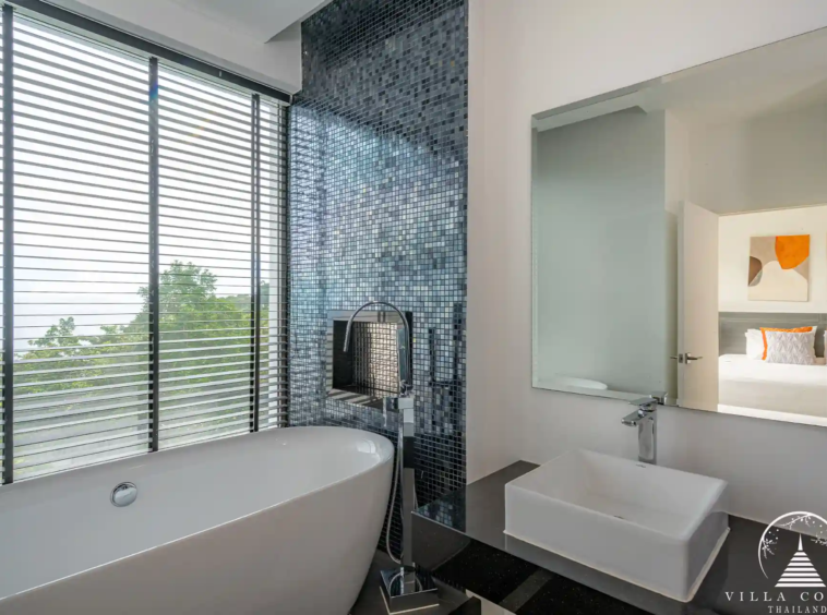 Bathroom at Silver Moon Cape Amarin Kamala Headland