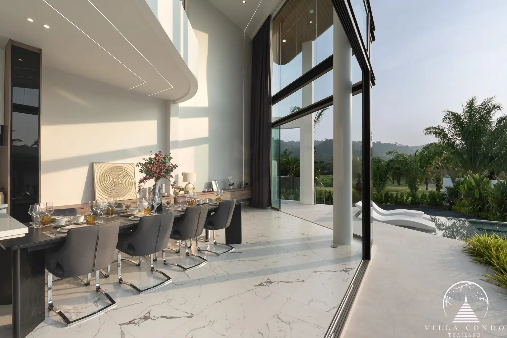 Elegant dining area in The PRIVA Golf Course Villa.