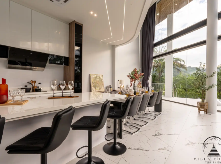 Stylish mini bar in The PRIVA Golf Course Villa, featuring elegant design and high-end amenities.