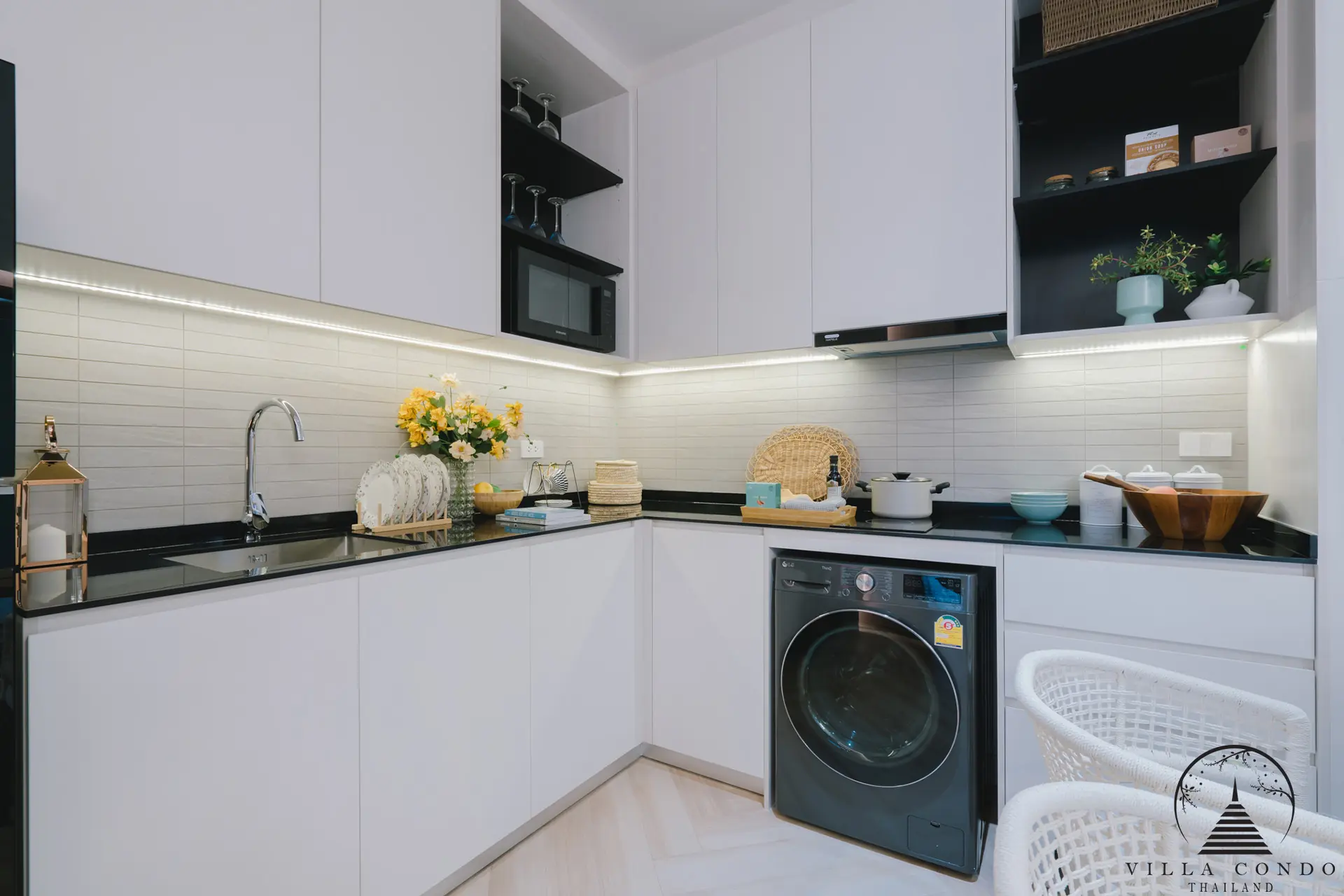 Fully equipped modern kitchen with high-quality appliances.
