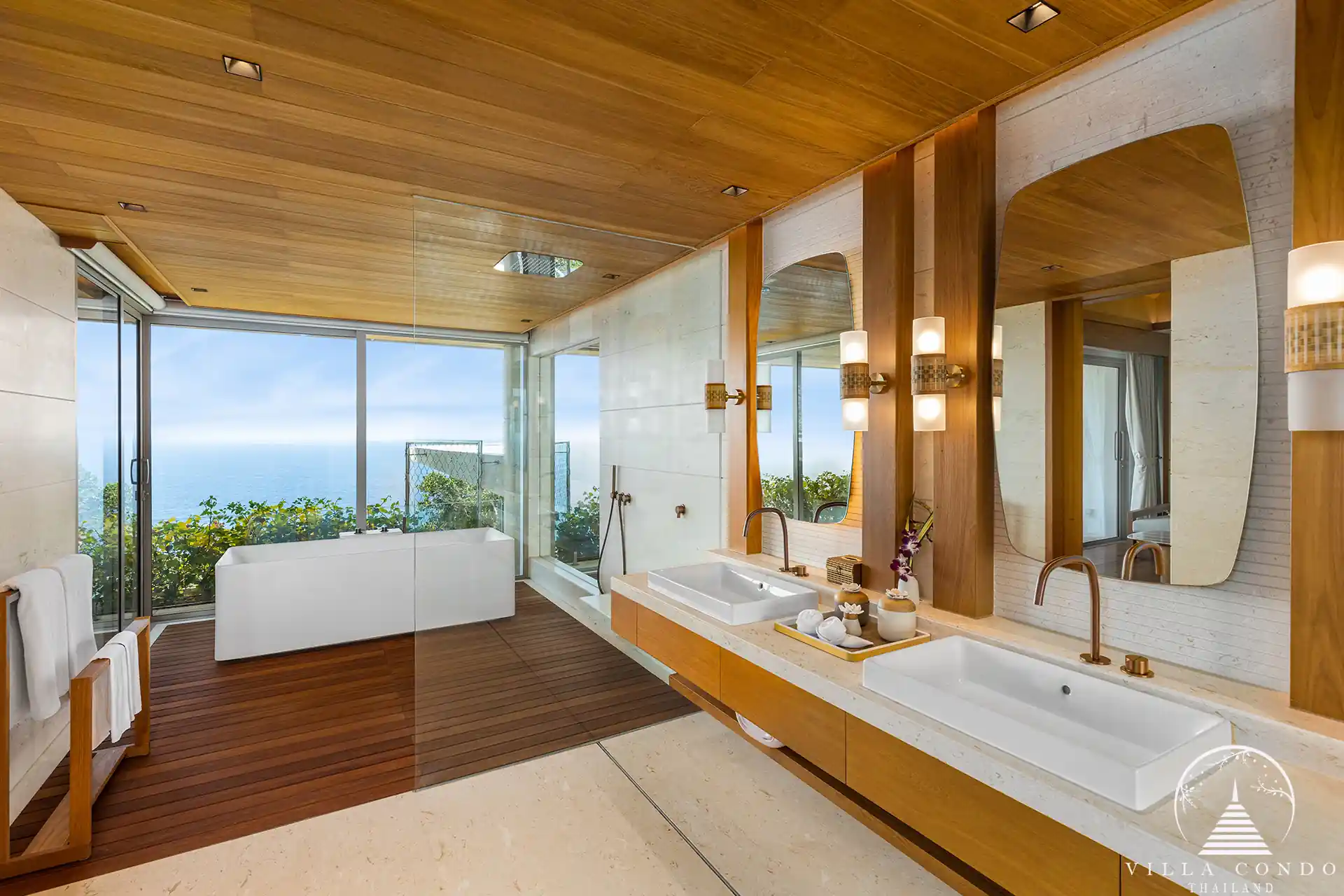 Luxurious bathroom in Villa Cascade Kamala Headland.