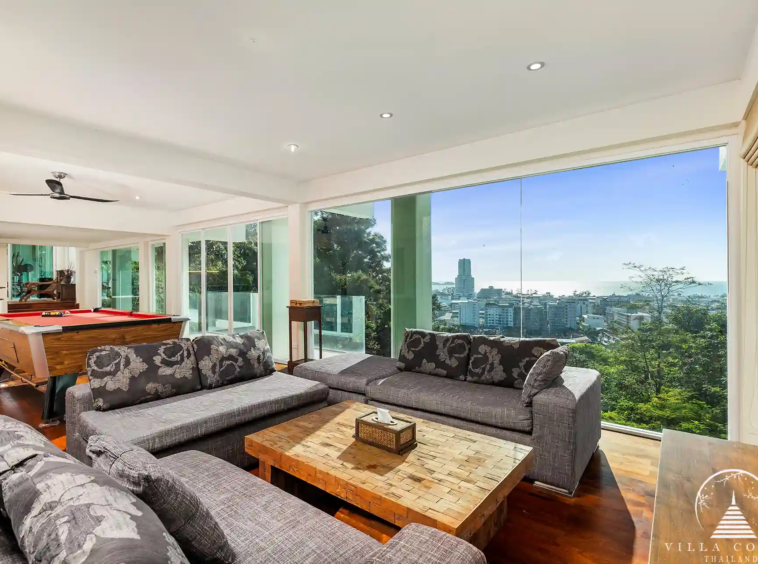 Living Area with Sea View in Villa Yoosook Patong
