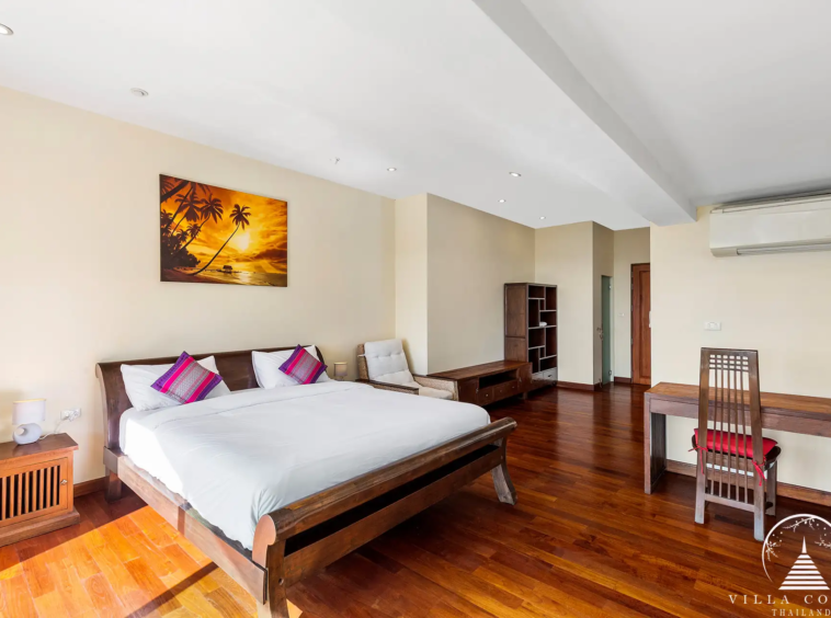 Luxurious Bedroom in Villa Yoosook Patong
