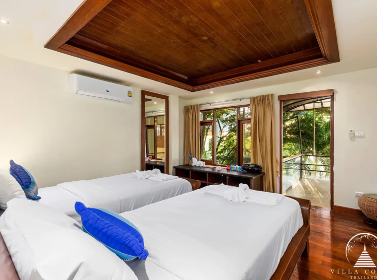 Luxurious Bedroom in Villa Yoosook Patong
