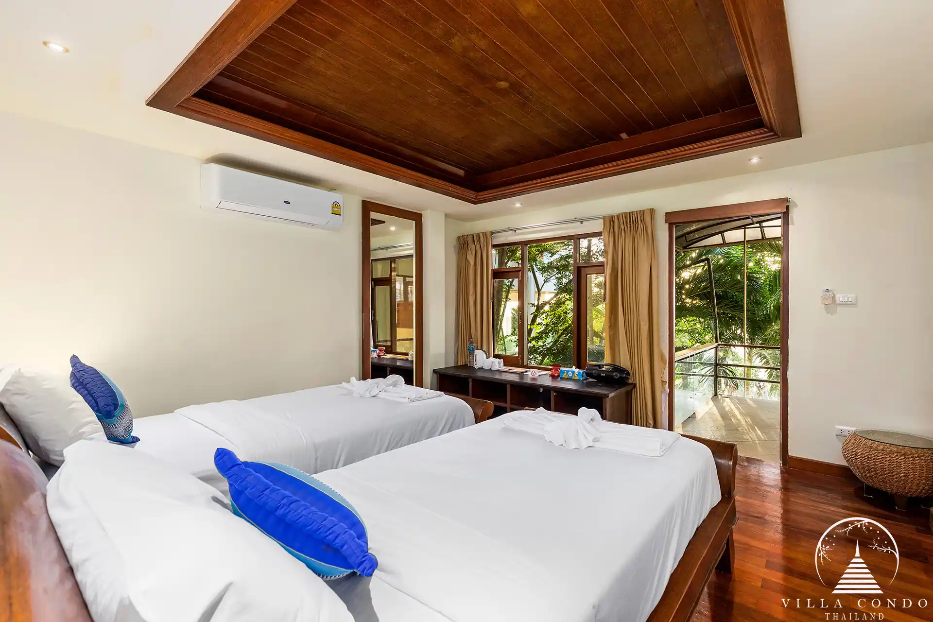 Luxurious Bedroom in Villa Yoosook Patong