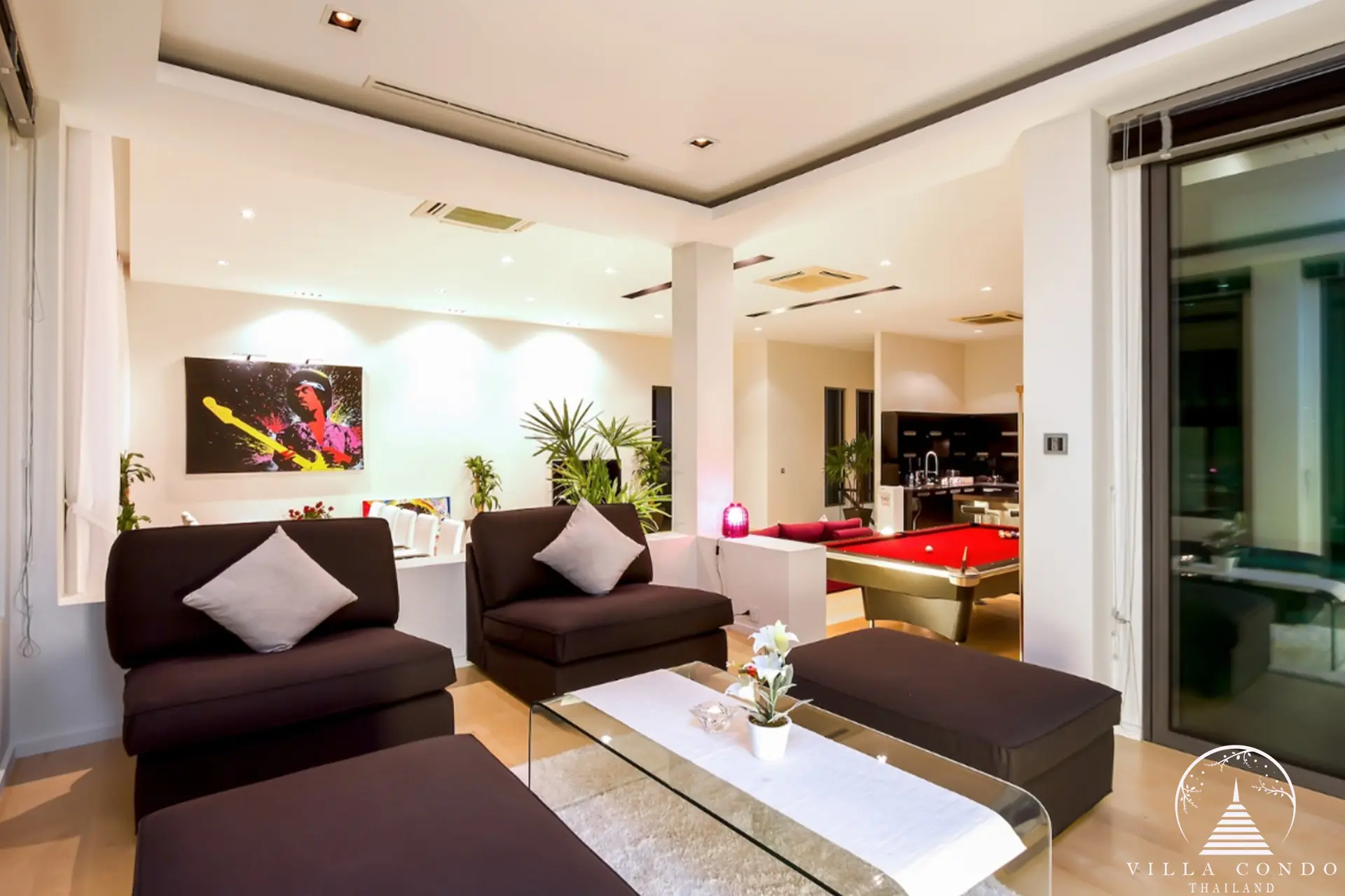 Villa Rockstar Kalim Phuket private living area