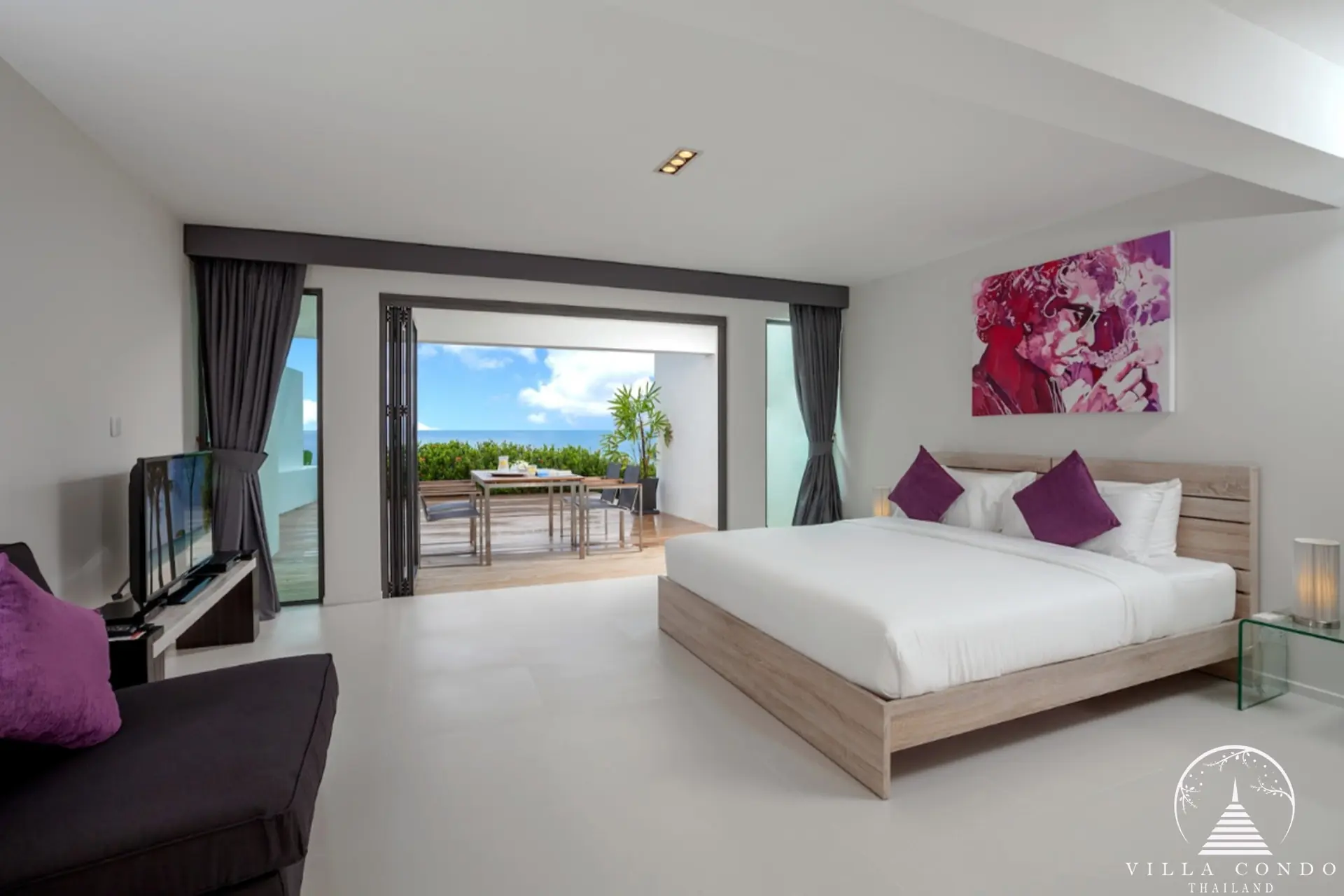 Villa Rockstar Kalim Phuket luxurious bedroom