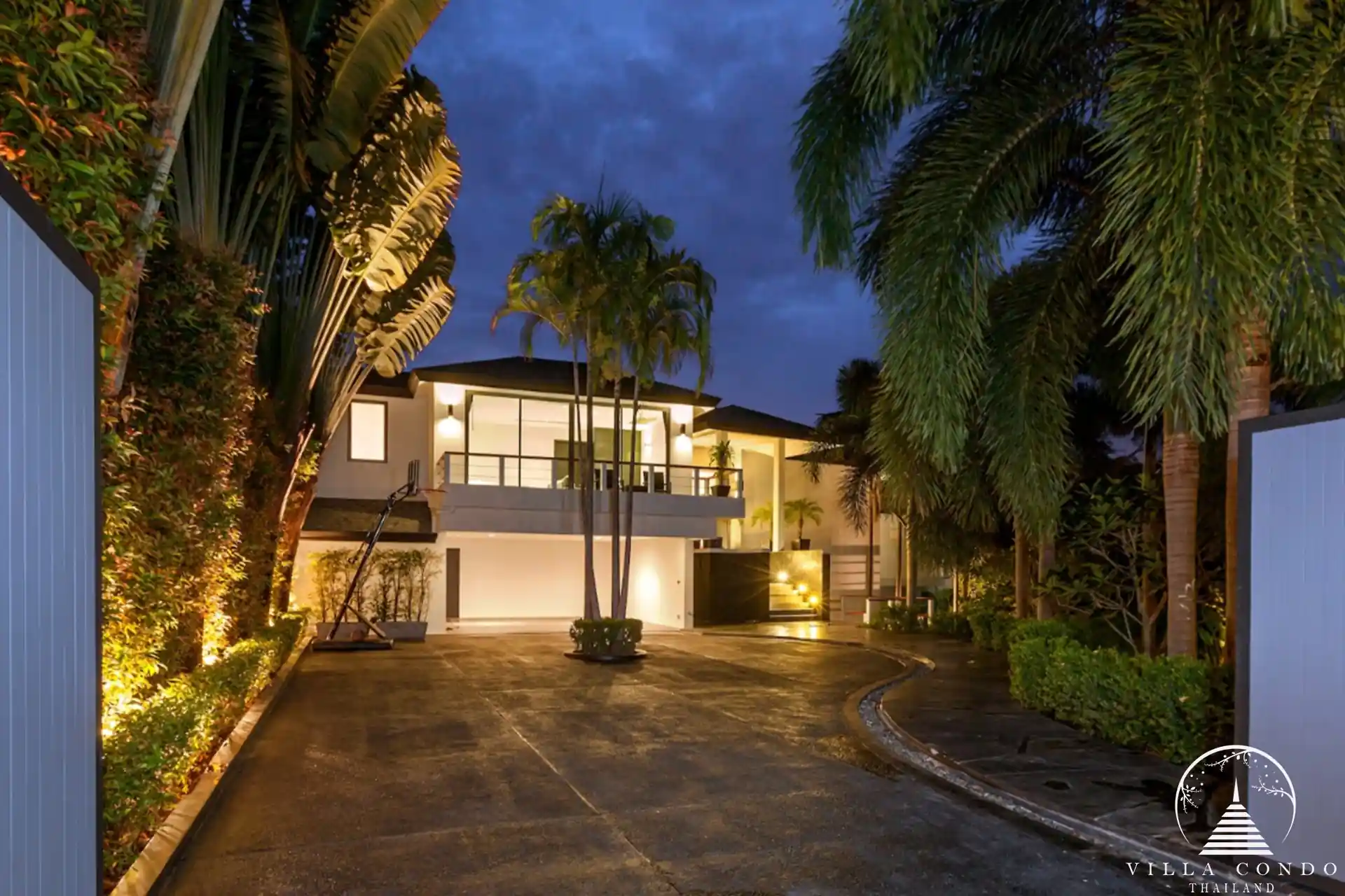 Villa Rockstar Kalim Phuket exterior view