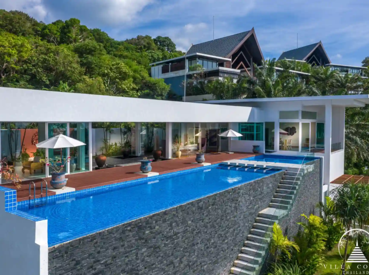 Private pool with stunning sea view at Villa Solaris Kamala.