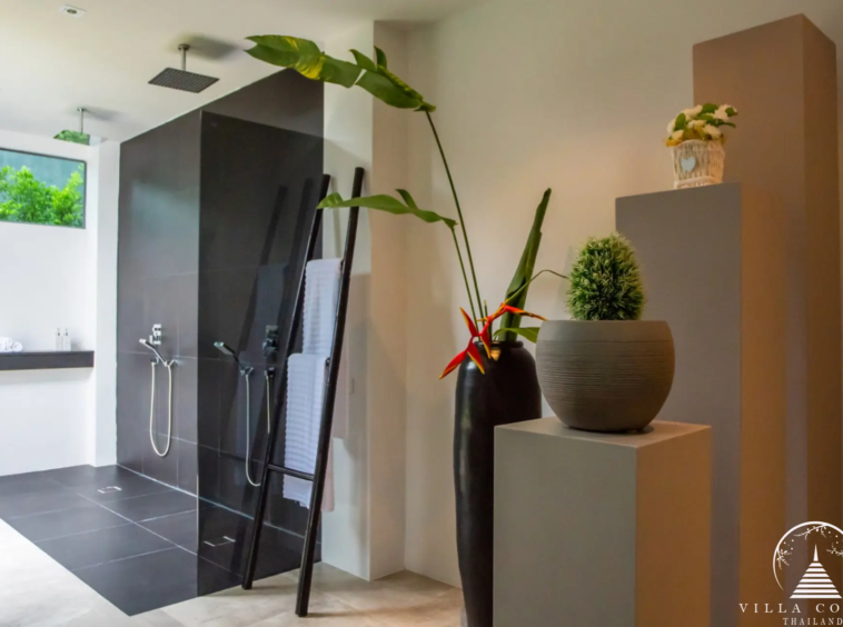 Outdoor shower area at Villas by the Big Bamboo.