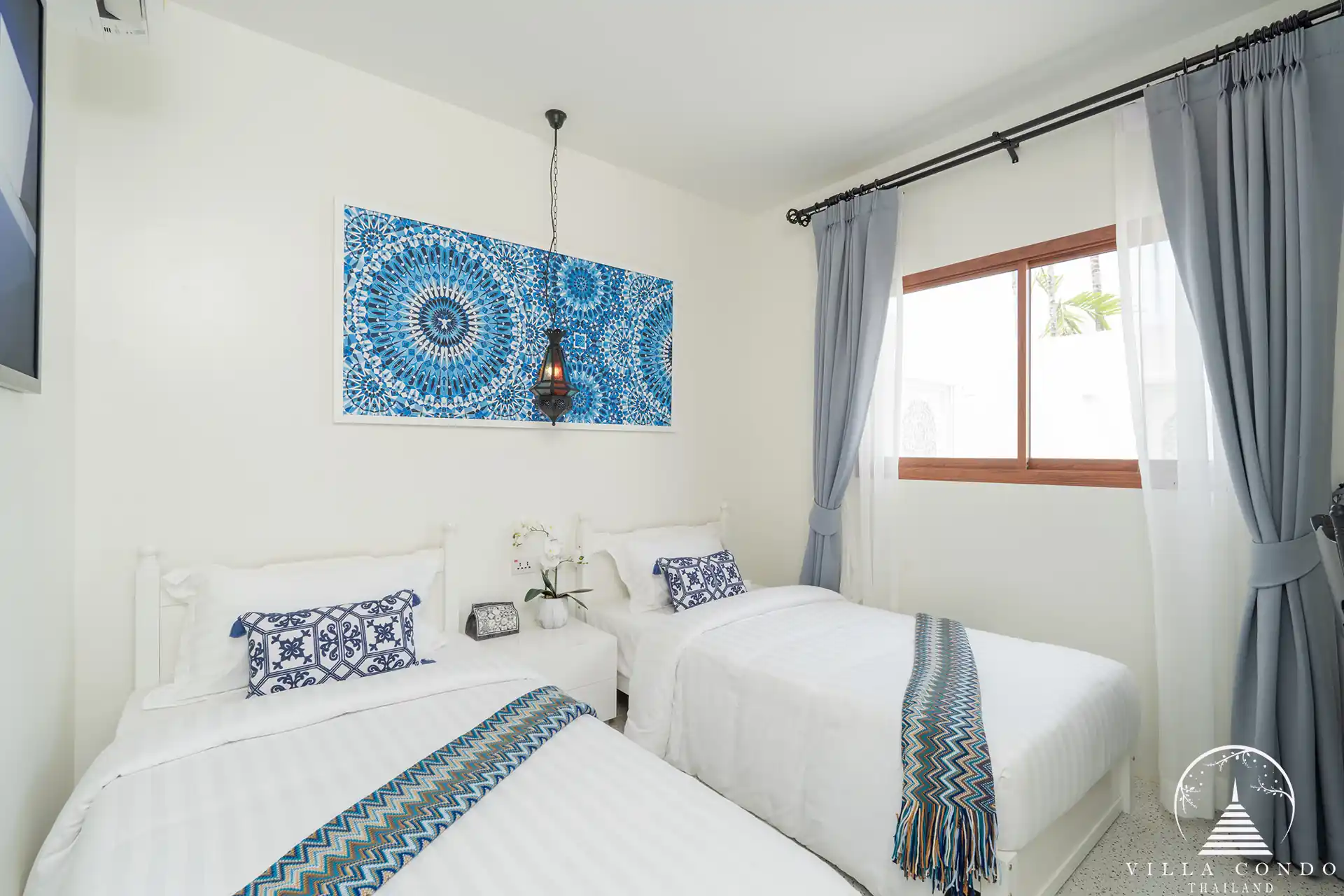 Comfortable guest bedroom with modern design at Tyssen Yamu