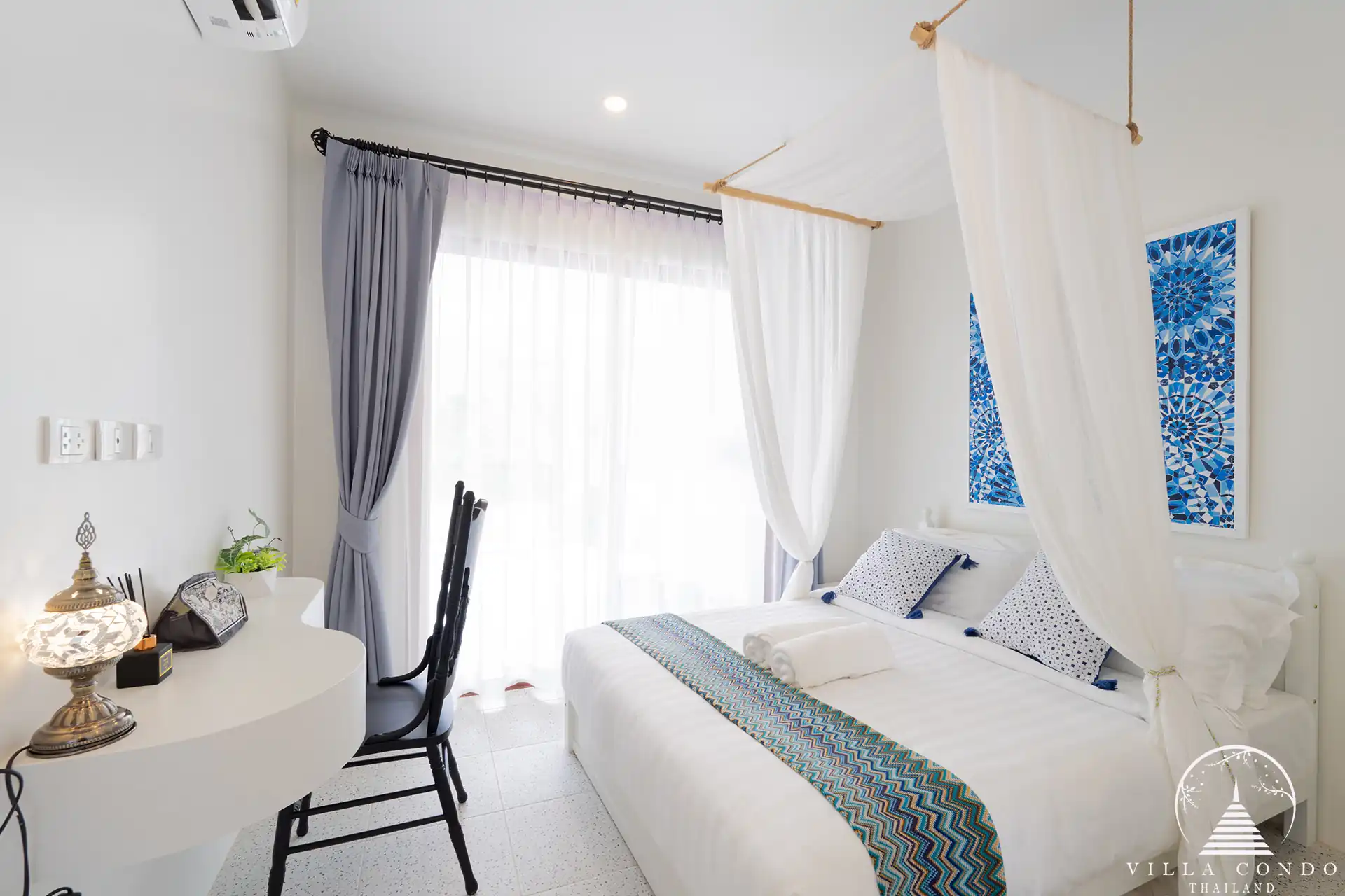 Master bedroom in Tyssen Yamu villa with Moroccan decor.