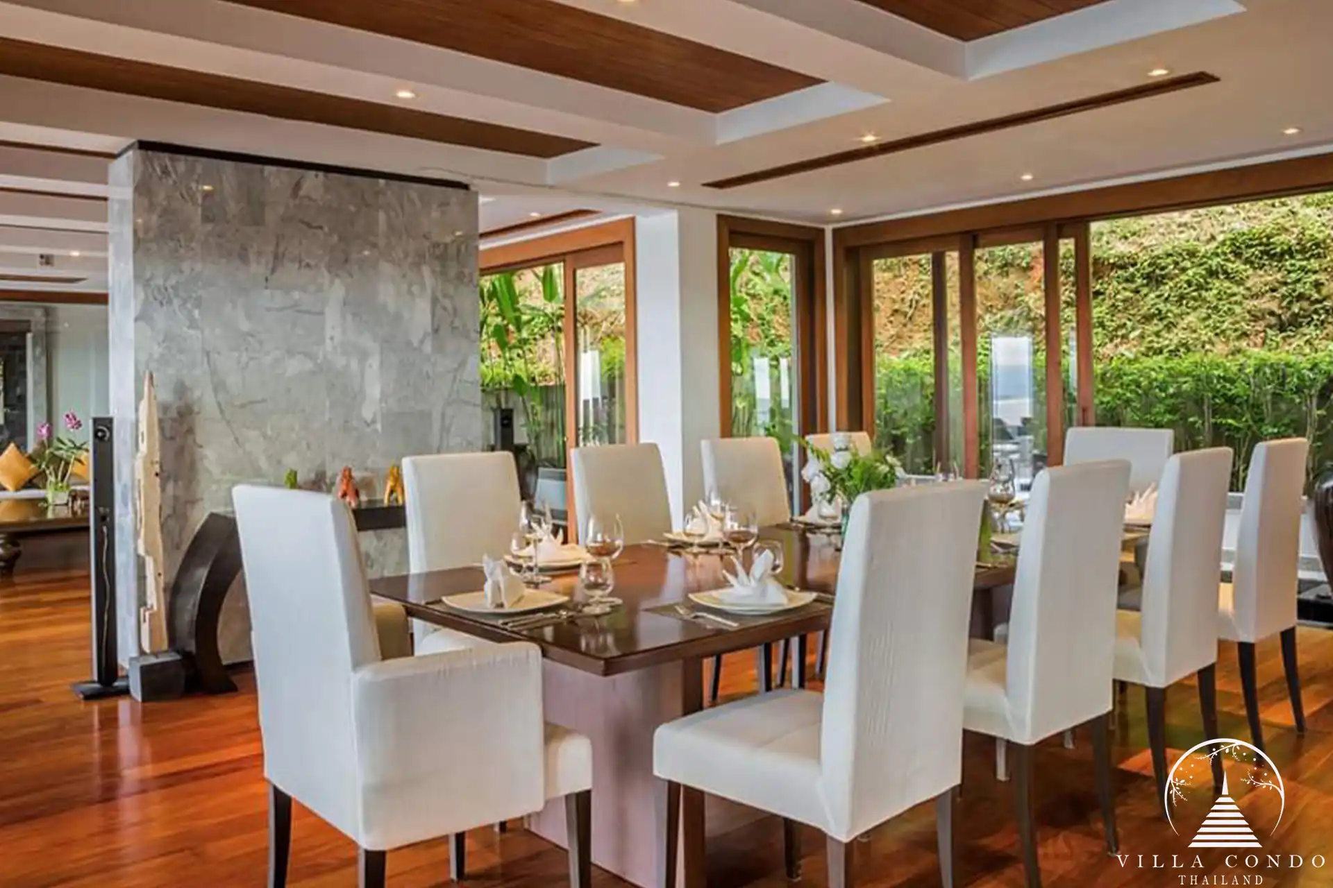 Elegant dining area at Villa Yang Som with seating for family and friends